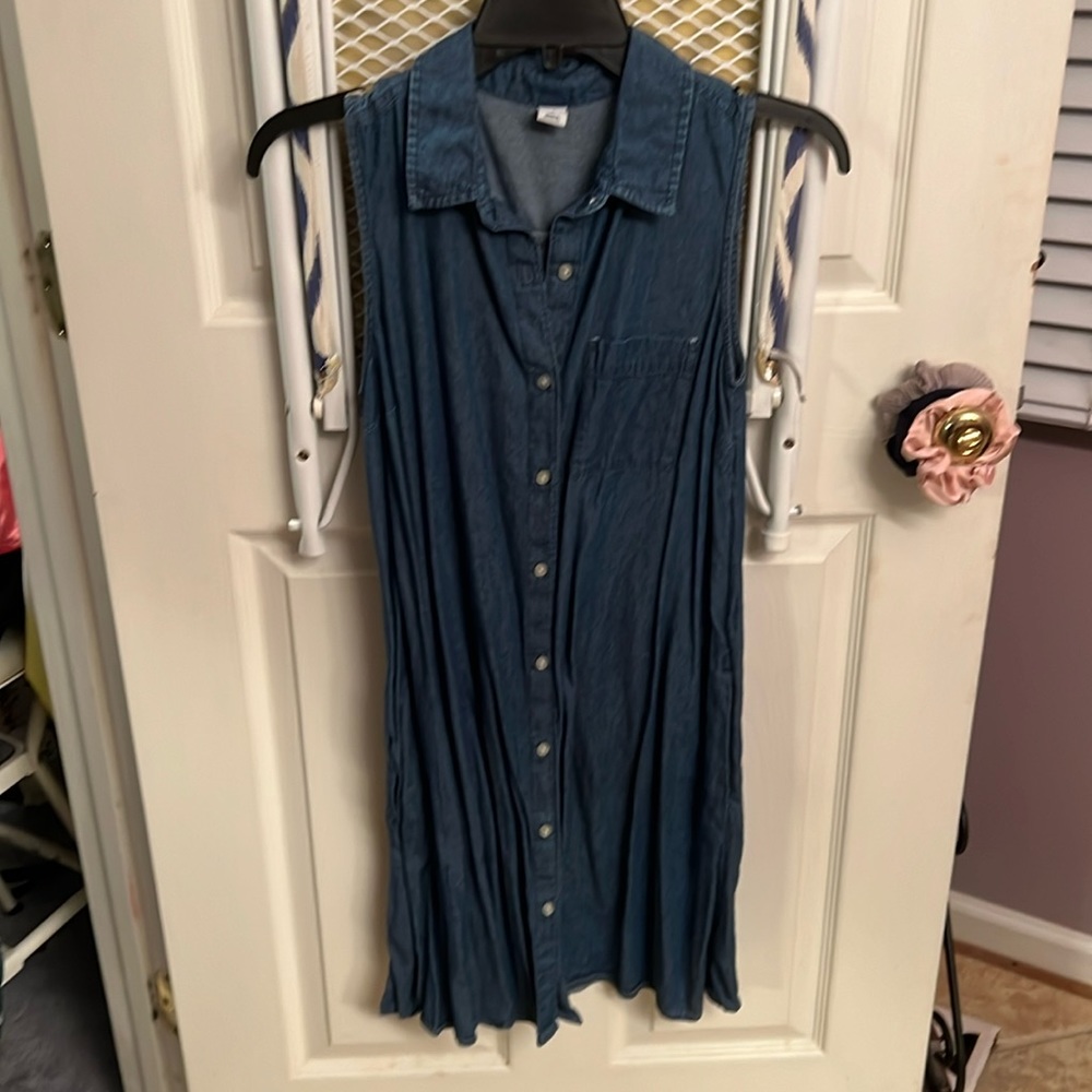 Women’s old navy Denim Butoon front dress